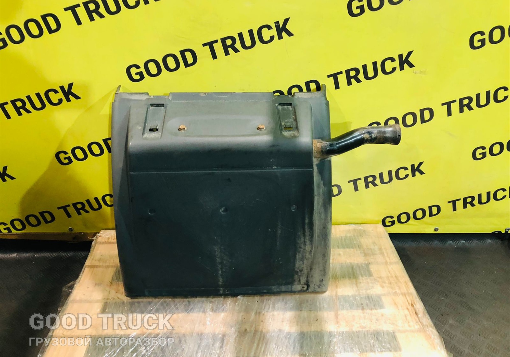 81664106604 Крыло заднее левое для Man TGX II (с 2012)