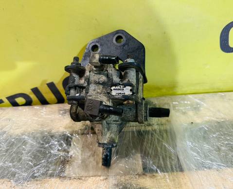 9730113000 Клапан ускорительный для Mercedes-Benz