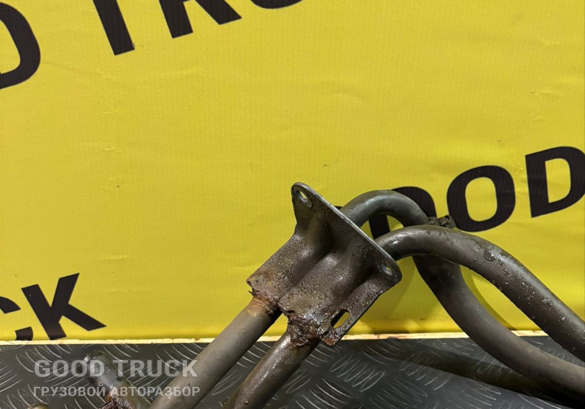 21279609 Трубка системы охлаждения для Volvo FH 3 (с 2008 по 2012)