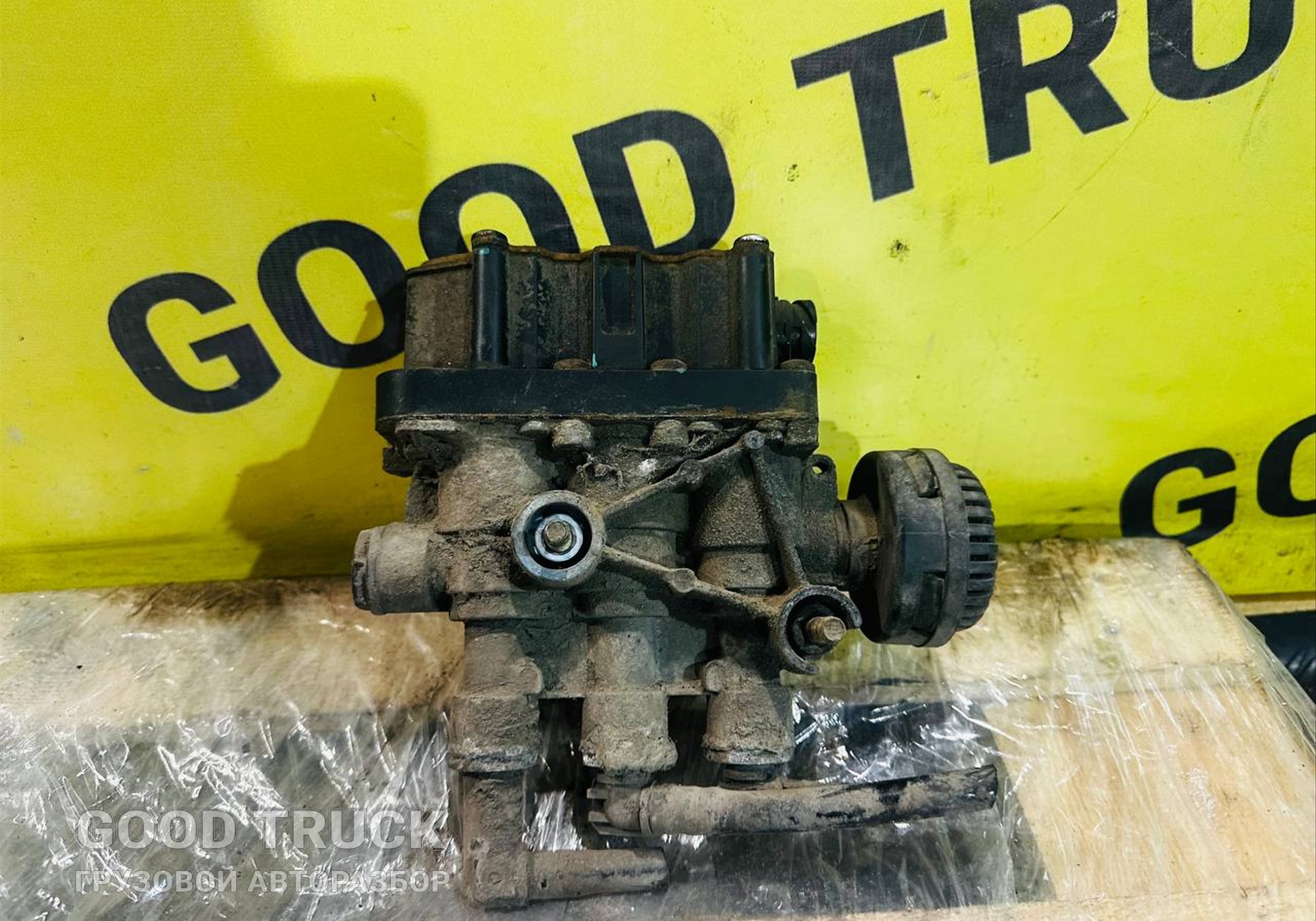 4728800300 Кран уровня пола для Man TGL