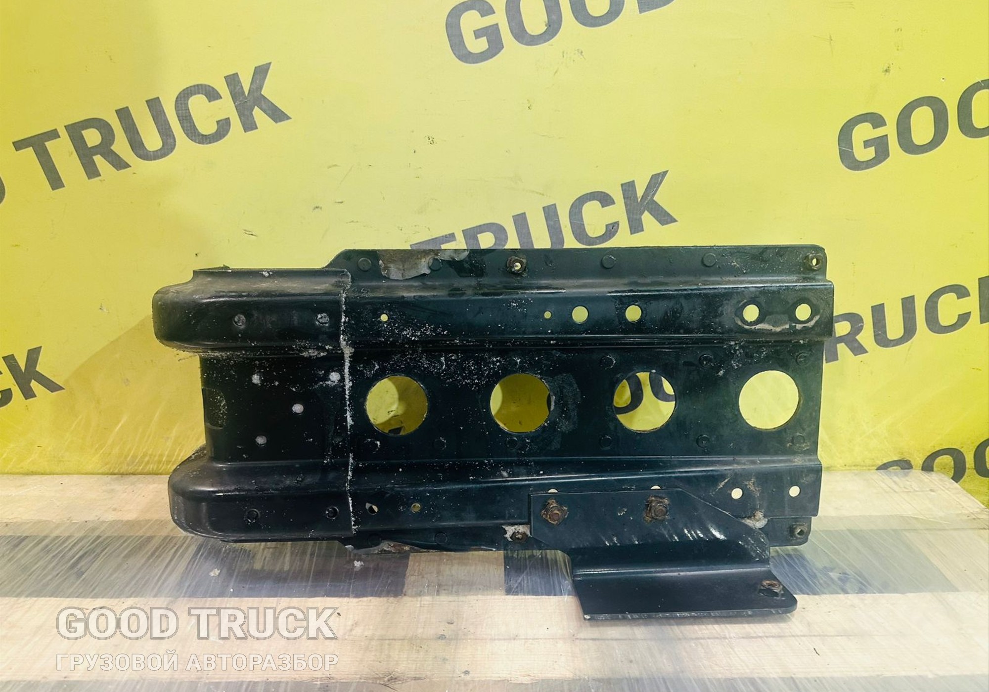 81612435453 Кронштейн крыла для Man