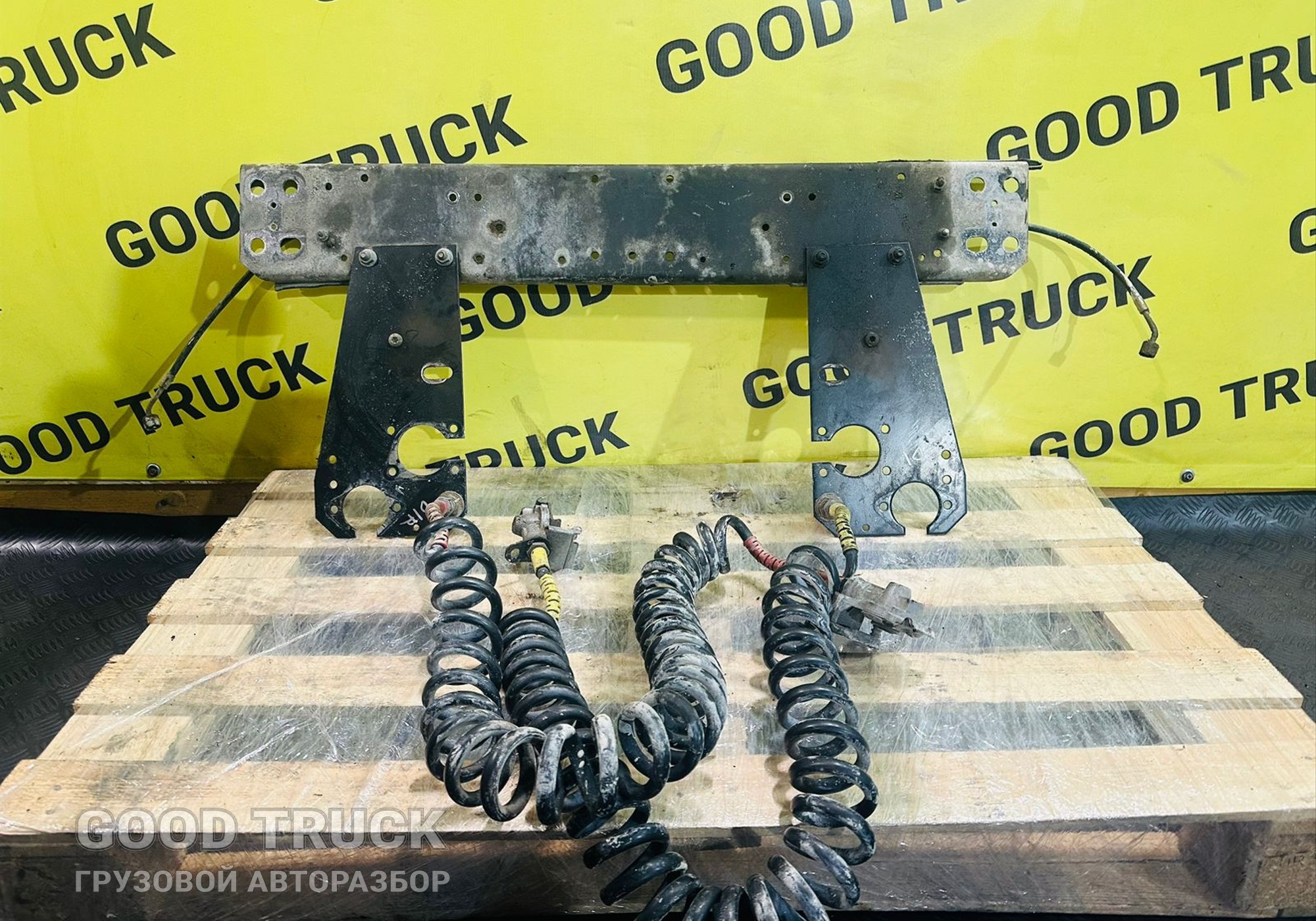 1699955 Кронштейн перекидок для Daf XF105 (с 2005)