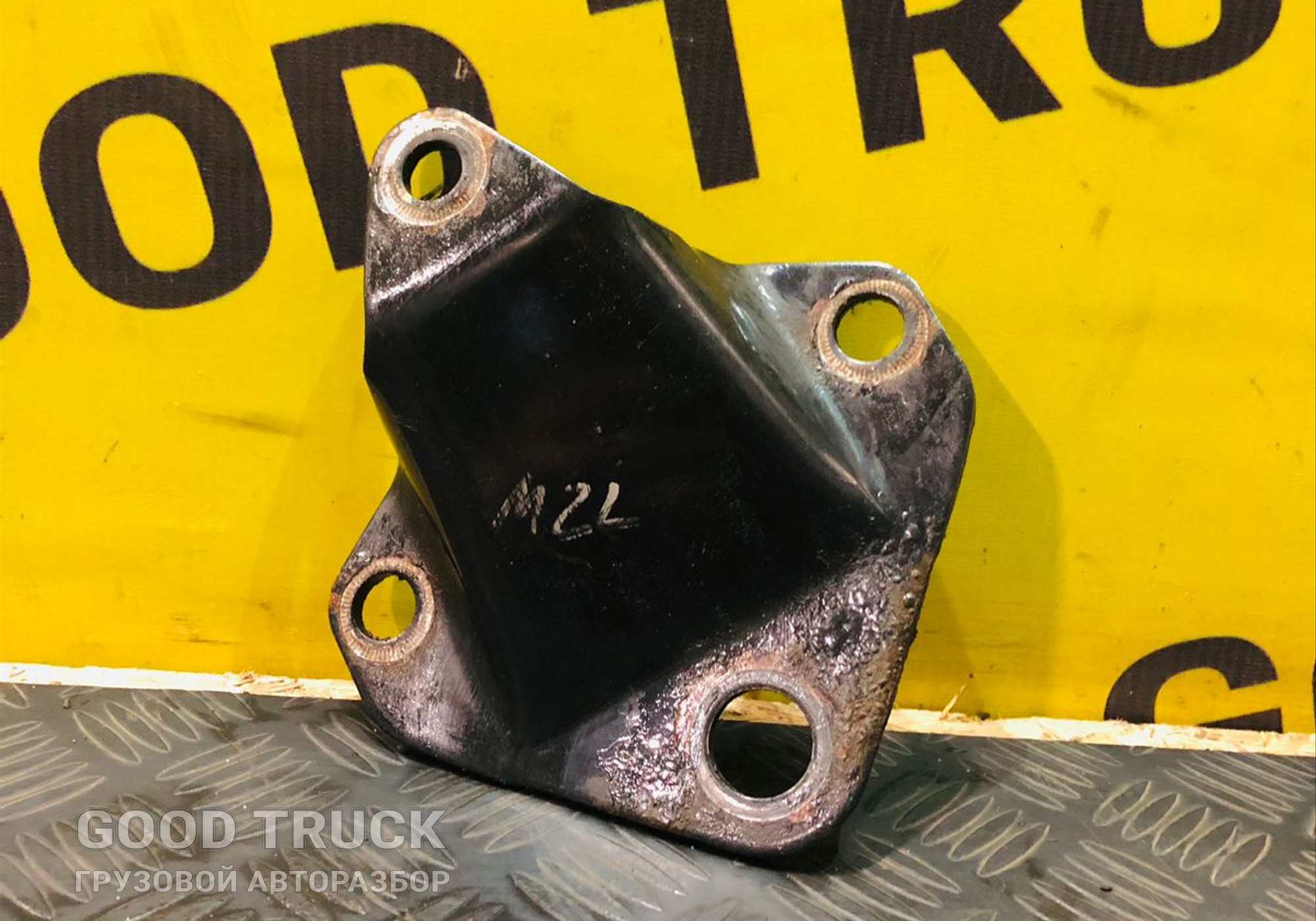 81417200136 Кронштейн рессоры передней Man TGX I для Man TGX I (с 2007)