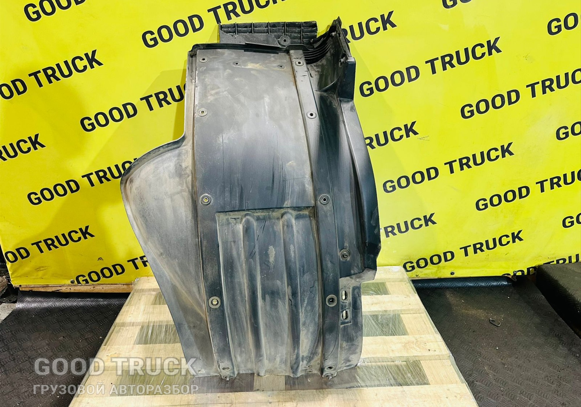 2291304 Подкрылок левый для Daf XG