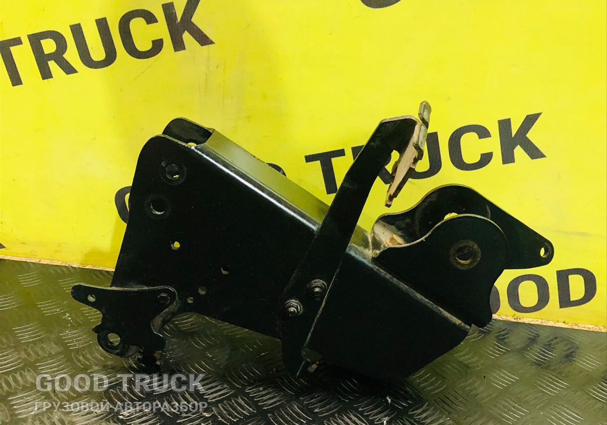 81417200145 Кронштейн торсиона кабины Man TGX для Man TGX I (с 2007)