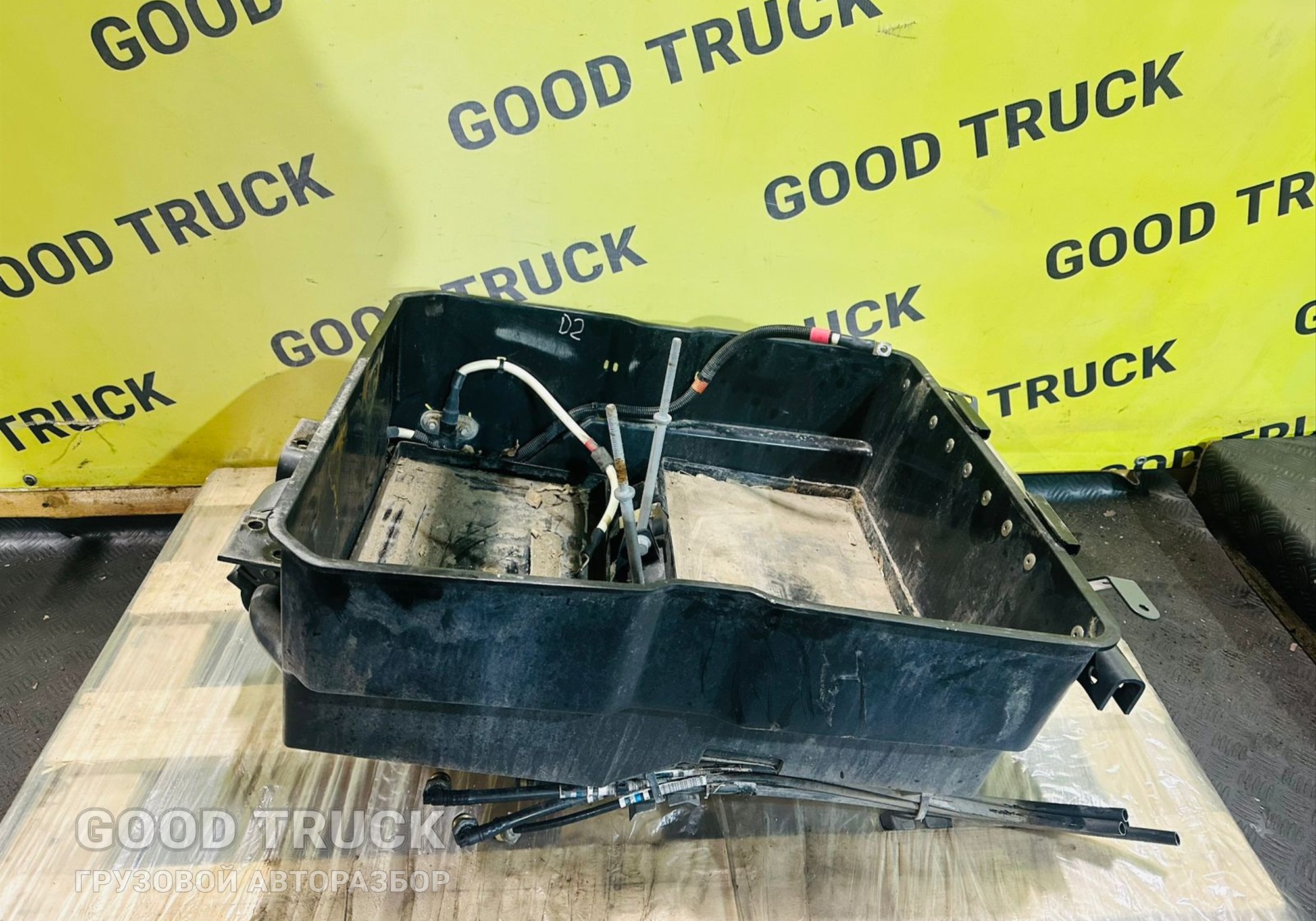 1897413 Ящик АКБ