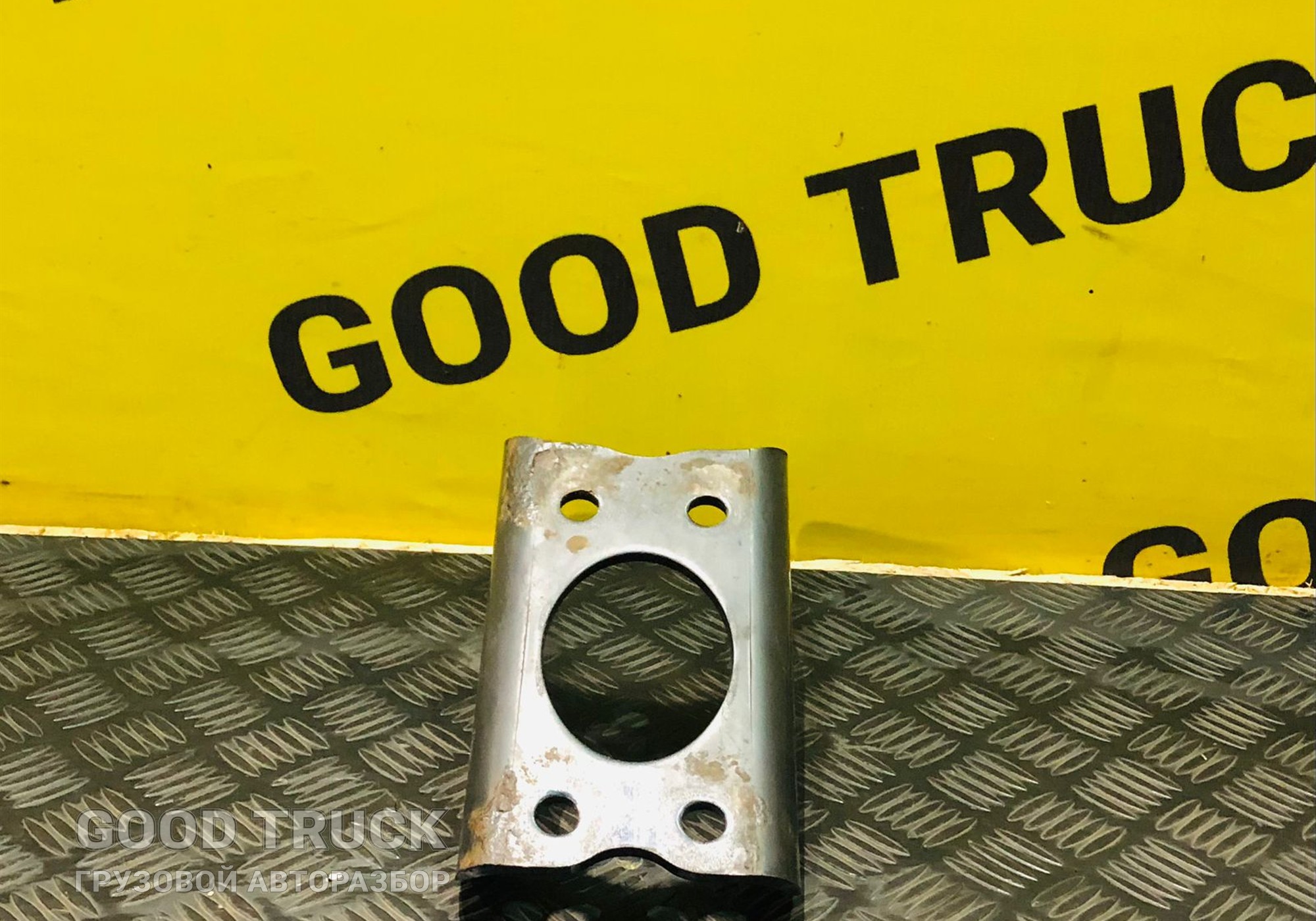 81437400195 Кронштейн амортизатора переднего MAN TGS для Man TGS II (с 2012)