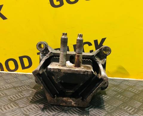 81962100572 Кронштейн траверсы под КПП левый Man TGS II для Man TGX