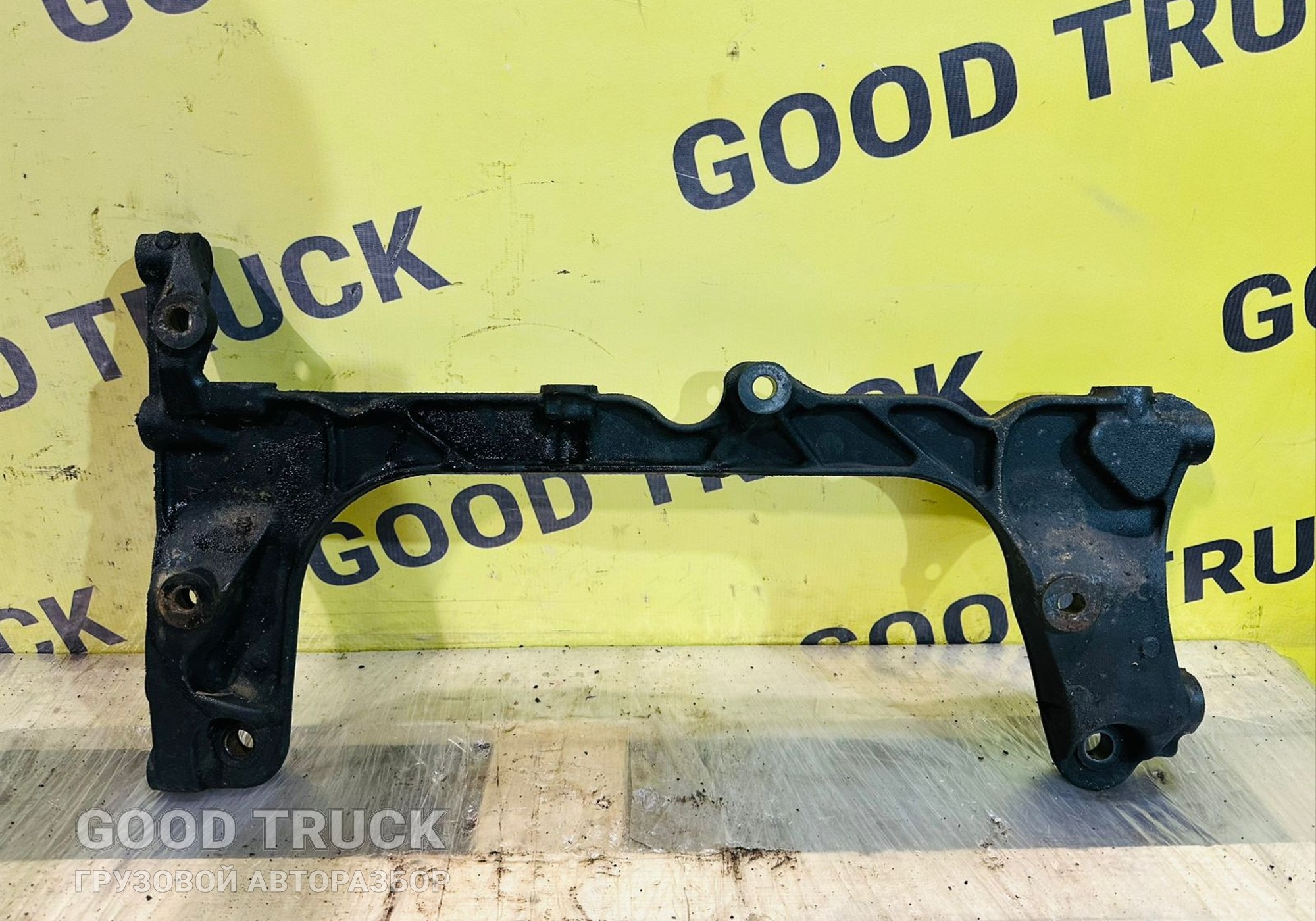 81155020386 Кронштейн глушителя для Man