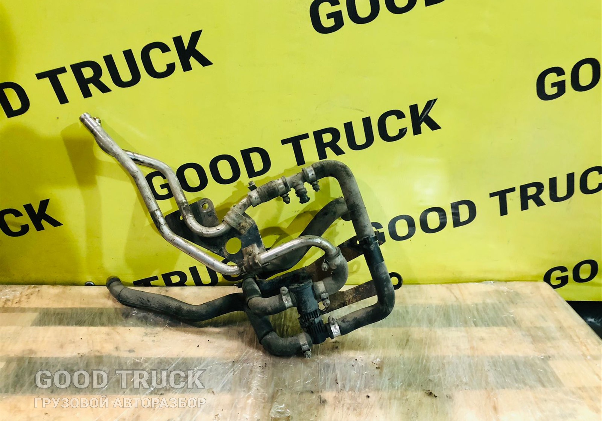 81619600776 Трубка отопителя