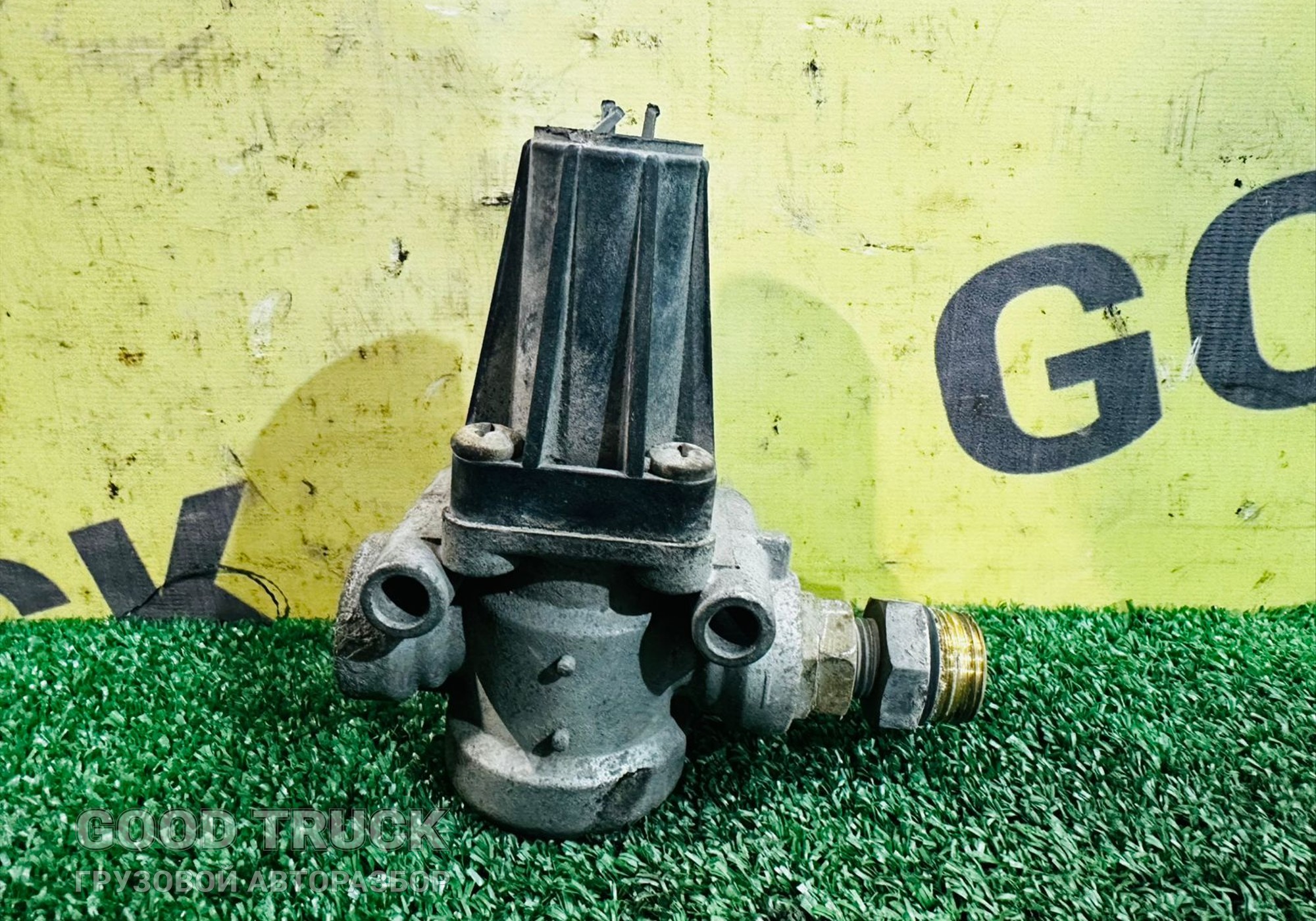 DZ98149360200 Клапан ограничения давления для Shacman X6000 (с 2020)