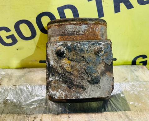 0961983 Проставка стремянки задняя для Daf CF