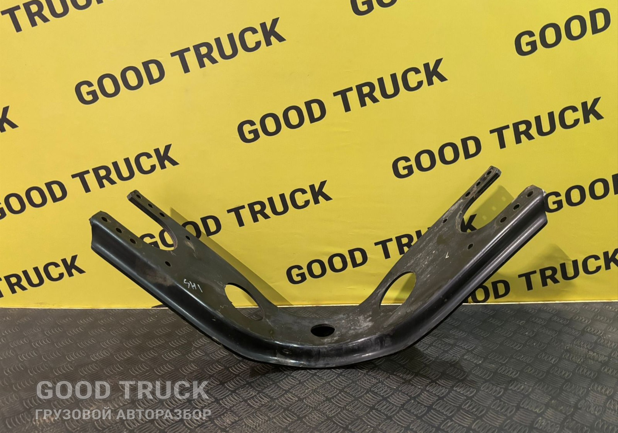 DZ98189510990 Траверса рамы поперечная Shacman X6000 для Shacman X6000 (с 2020)