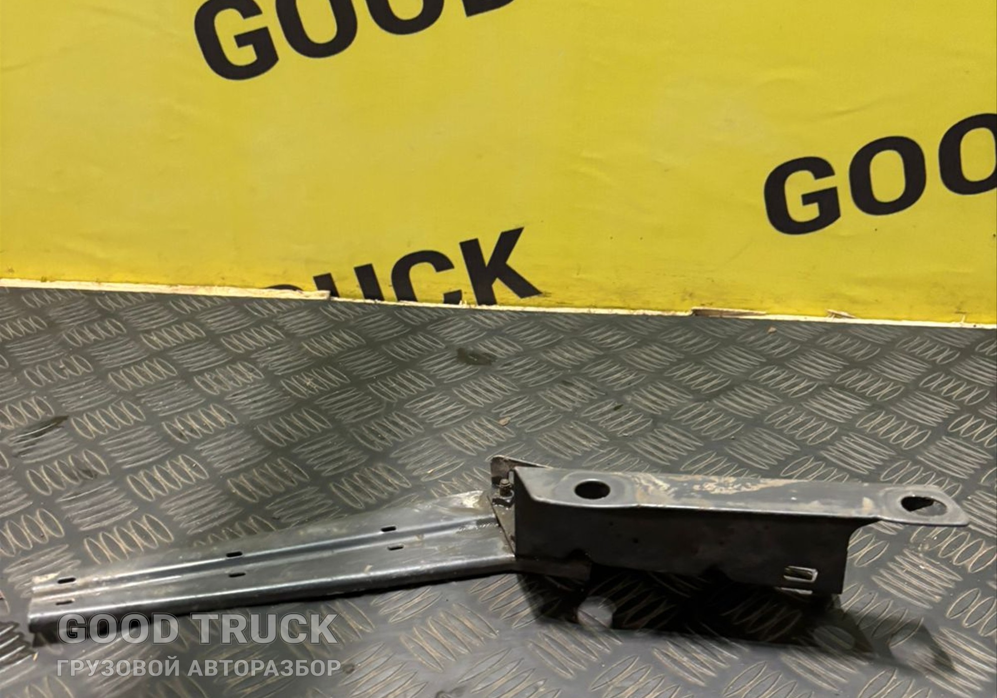 1749017 Кронштейн проводки AdBlue Scania 5-series для Scania 5-series R (с 2004 по 2016)