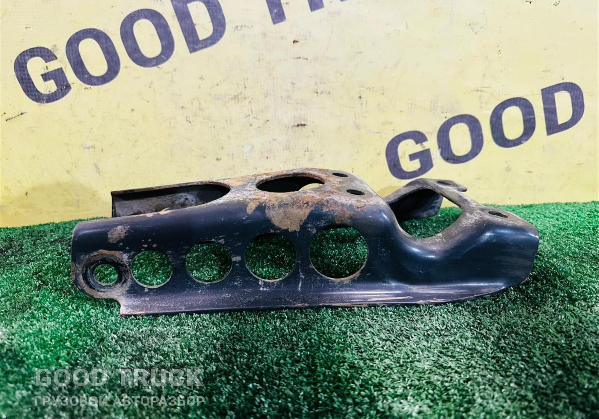 21956064 Кронштейн амортизатора для Volvo FH