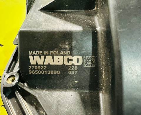 2335494 Панель электроразъёмов для Daf XG