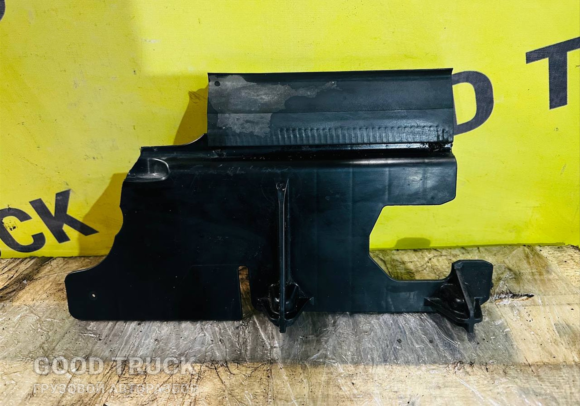 2291938 Накладка для Daf XF (с 2021)