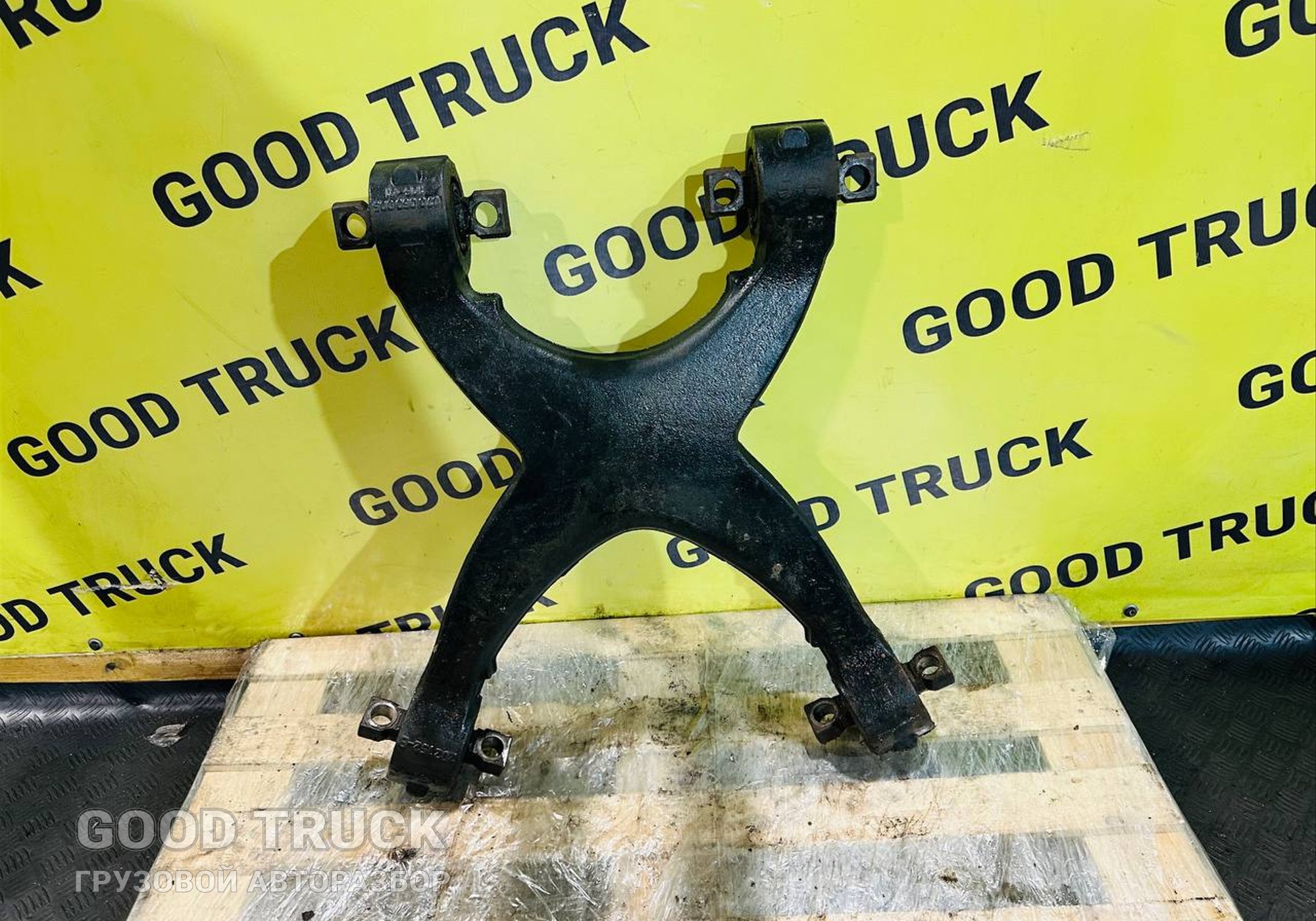 81432206327 Тяга реактивная X-образная для Man TGS I (с 2007)