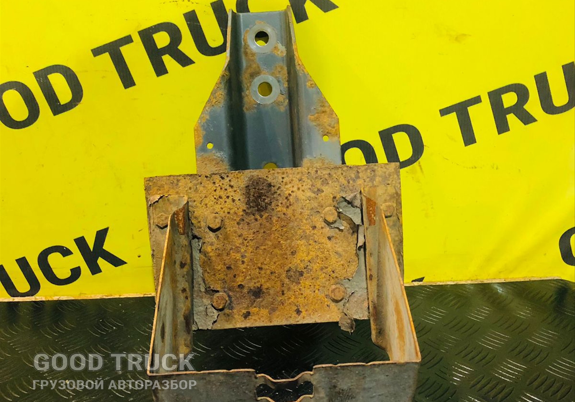 1653823 Кронштейн противооткатного упора DAF XF 105 для Daf XF105 (с 2005)