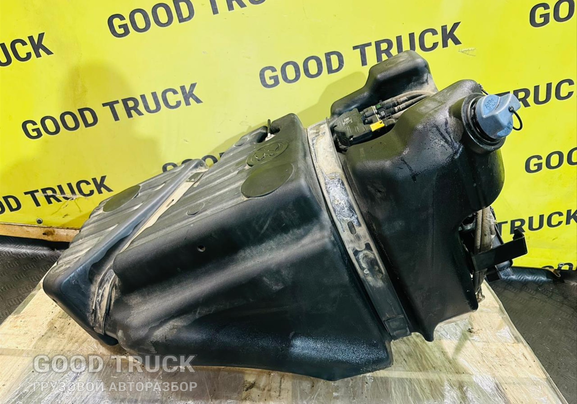 2292864 Бак AdBlue 90L для Daf XG+