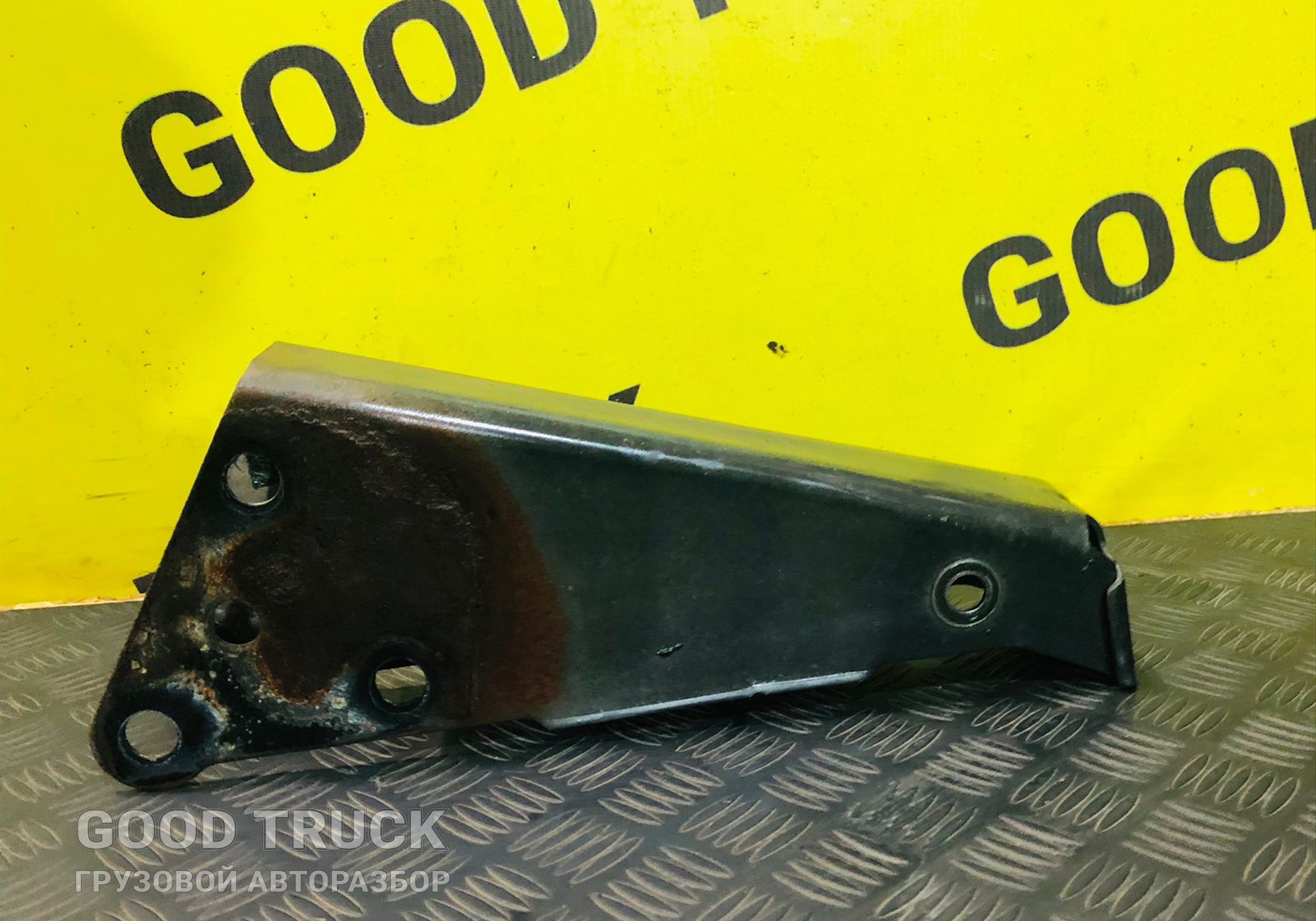 1076698 Кронштейн кабины Volvo FH для Volvo FH 3 (с 2008 по 2012)