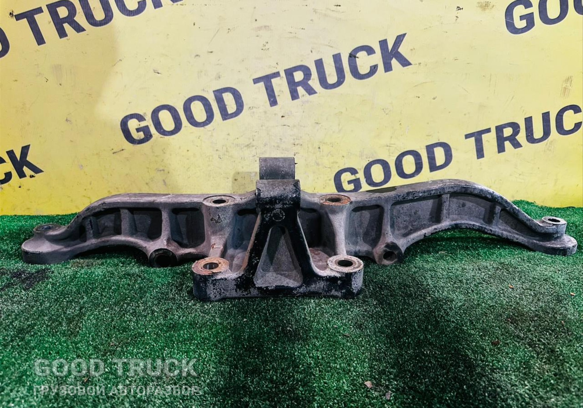 DZ9X259520216 Кронштейн пневморессоры правый для Shacman X6000 (с 2020)