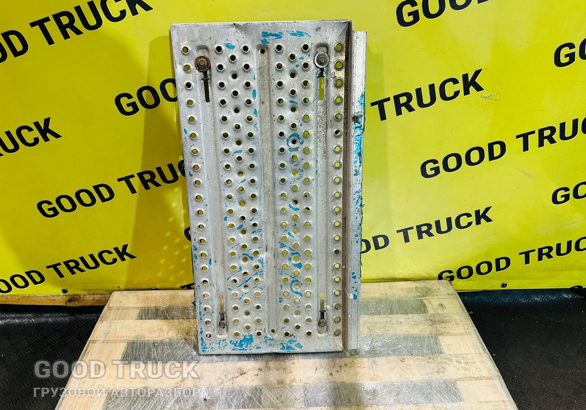 0120110005 Трап для Foton Auman