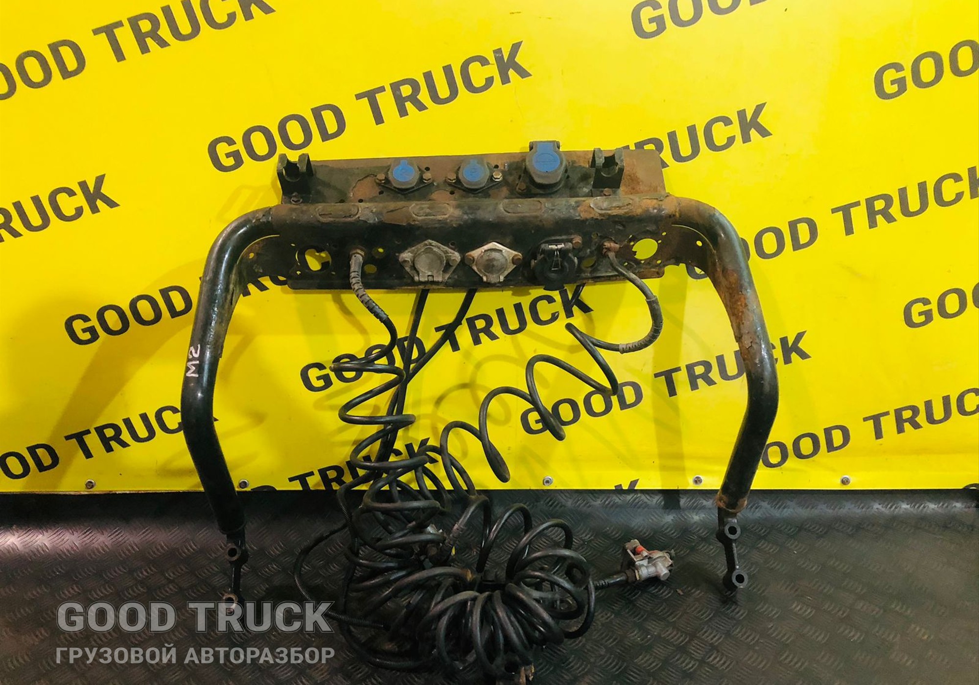 81517152273 Кронштейн перекидок Man TGX I для Man TGX I (с 2007)