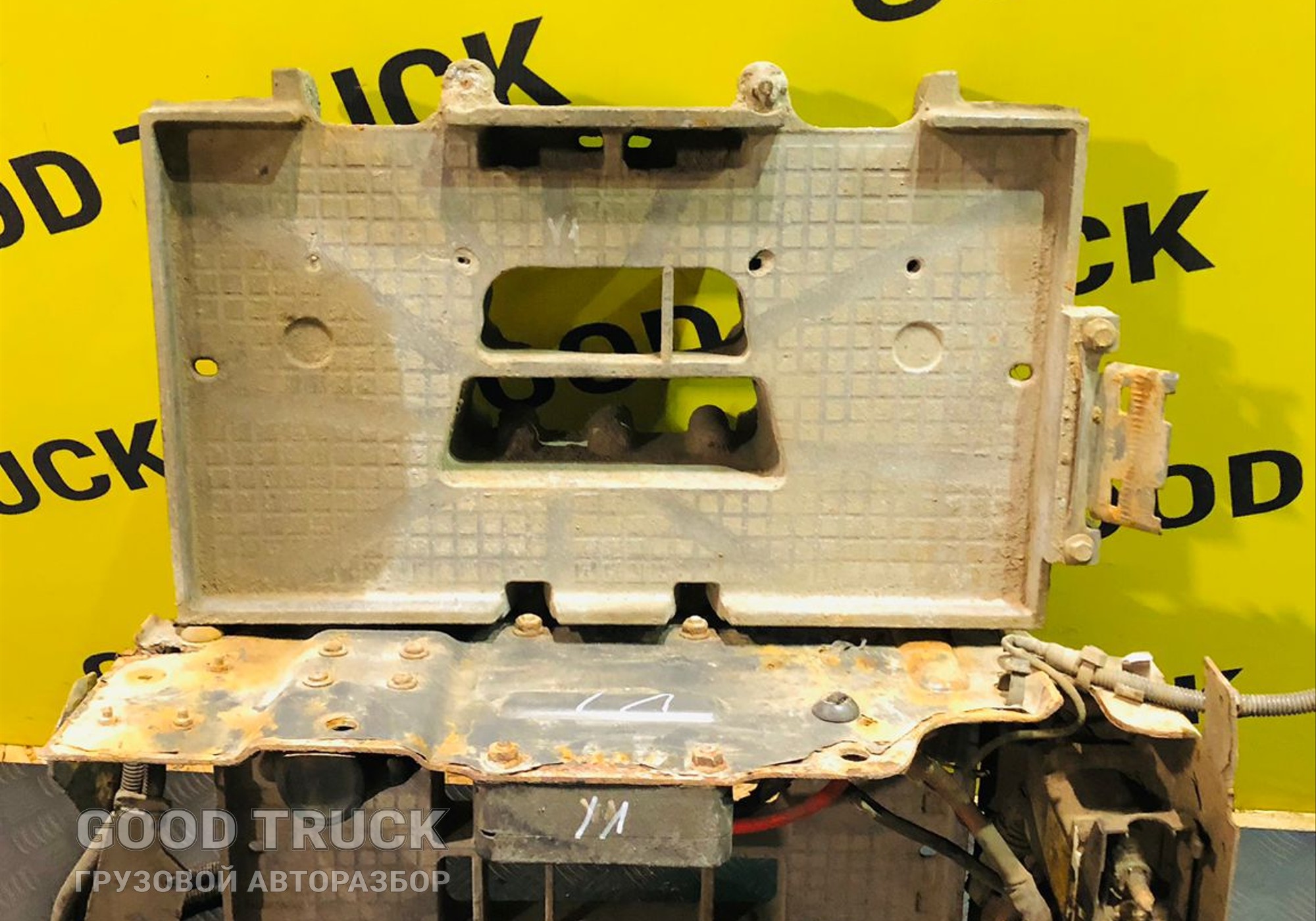 21052207 Ящик аккумуляторный Volvo FH13 для Volvo FH 3 (с 2008 по 2012)