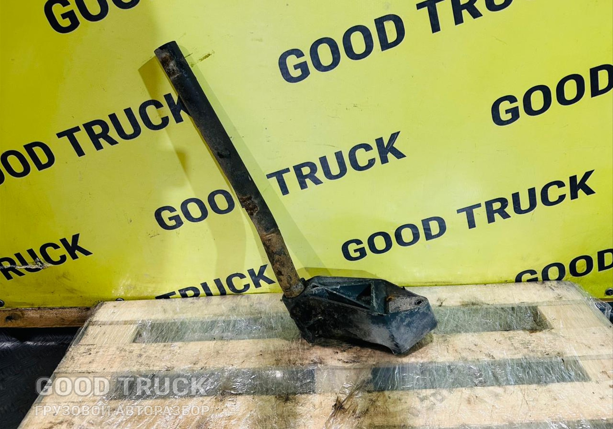 1371224 Кронштейн крепления крыла для Daf XF105 (с 2005)