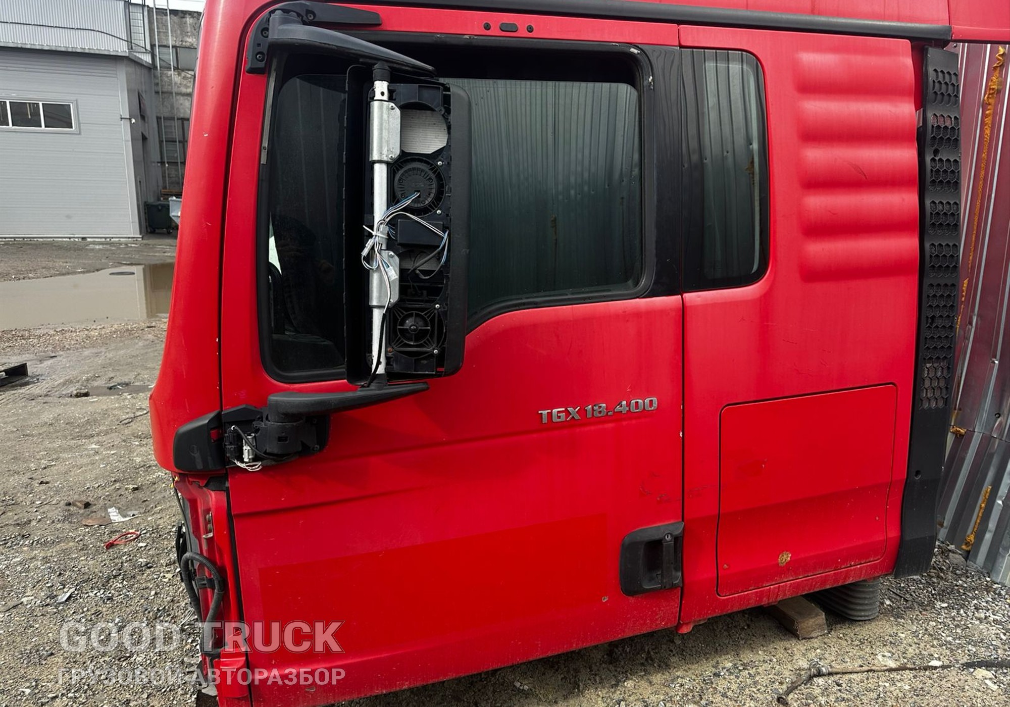 81626004129 Дверь левая (водительская) для Man TGX II (с 2012)
