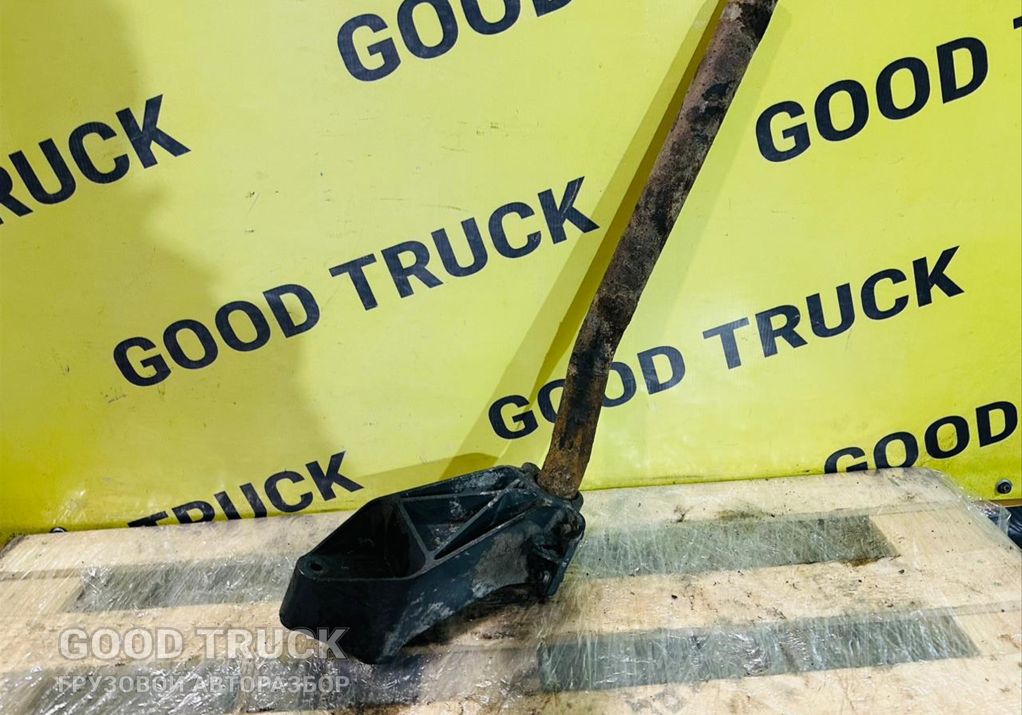 1371224 Кронштейн крепления крыла для Daf XF105 (с 2005)