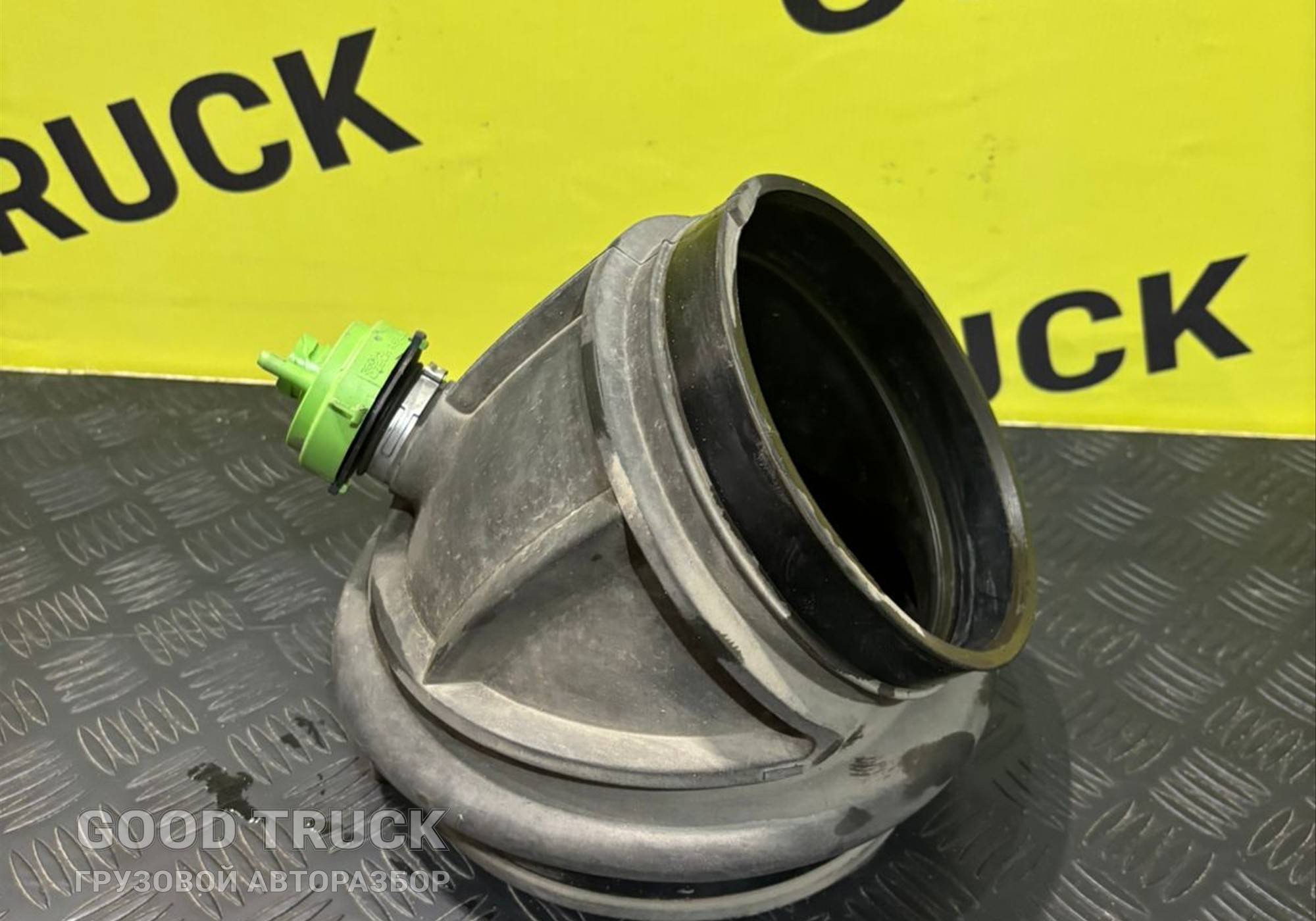 21115482 Патрубок воздушного фильтра для Volvo FH 3 (с 2008 по 2012)