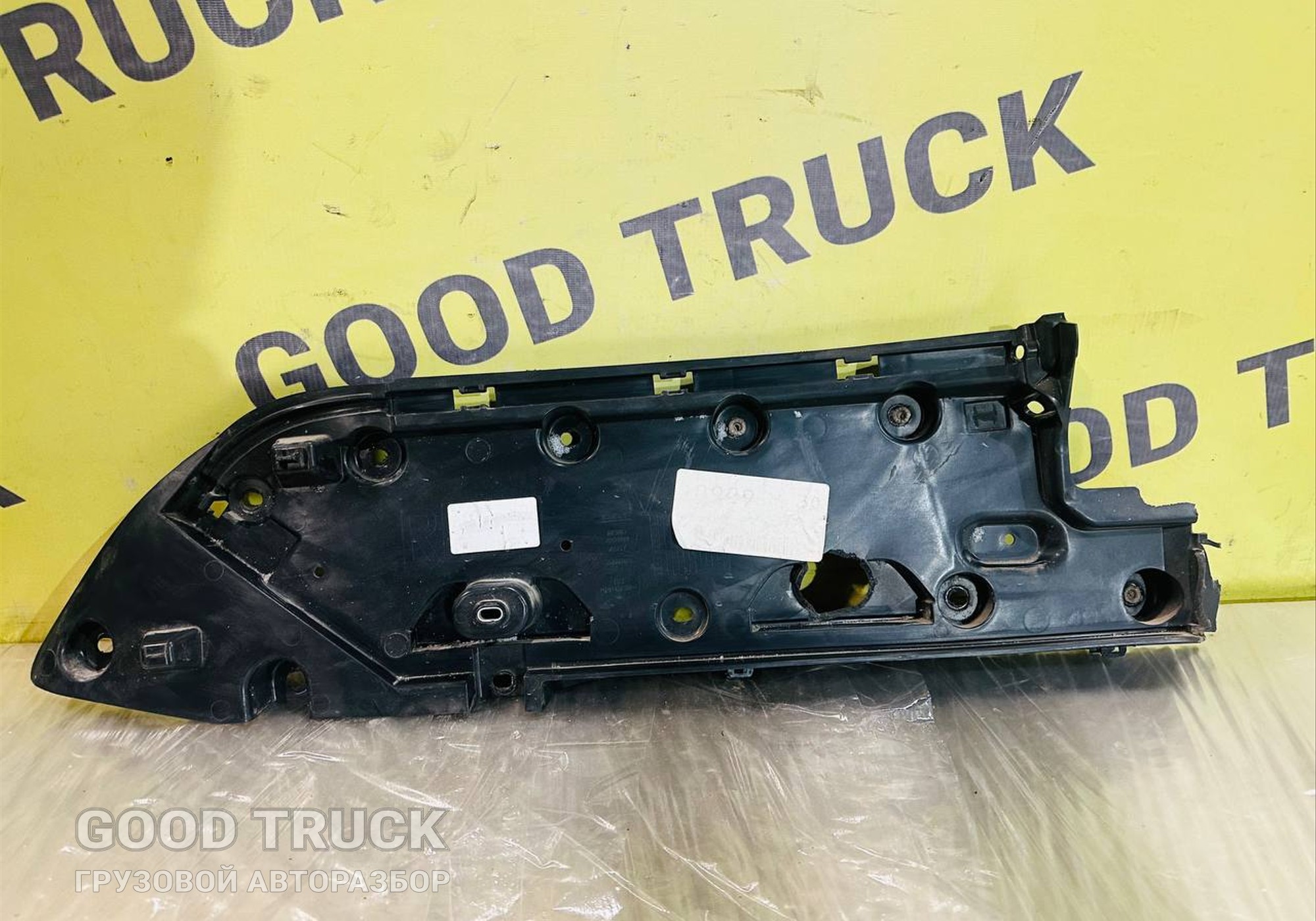 2269202 Отсек для хранения правый для Daf XG