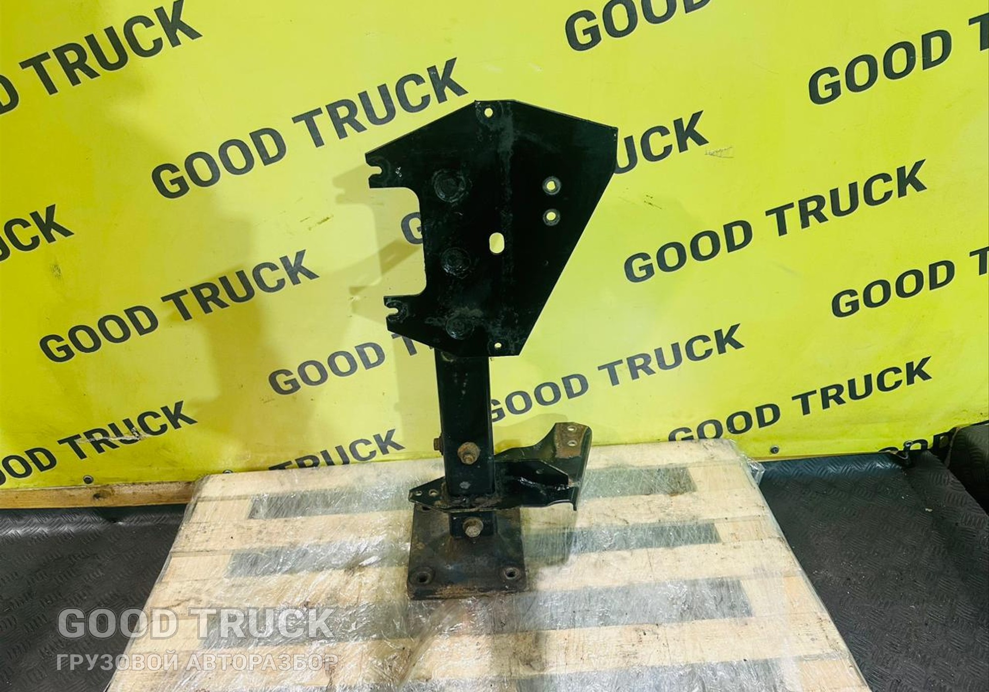 1672275 Кронштейн ящика АКБ для Daf XF105 (с 2005)