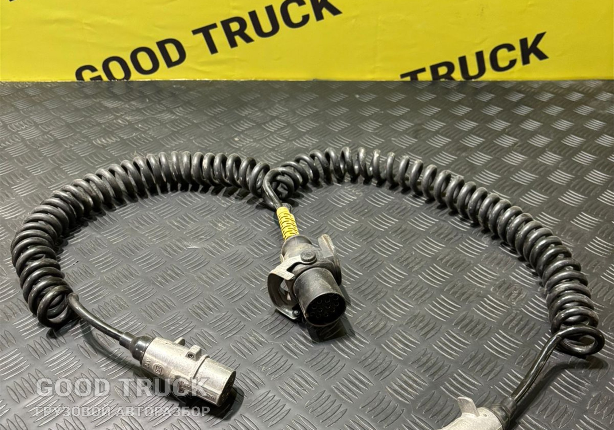 1210000005 Кабель электрический тягач прицеп / спиральный для Полуприцепы Schmitz