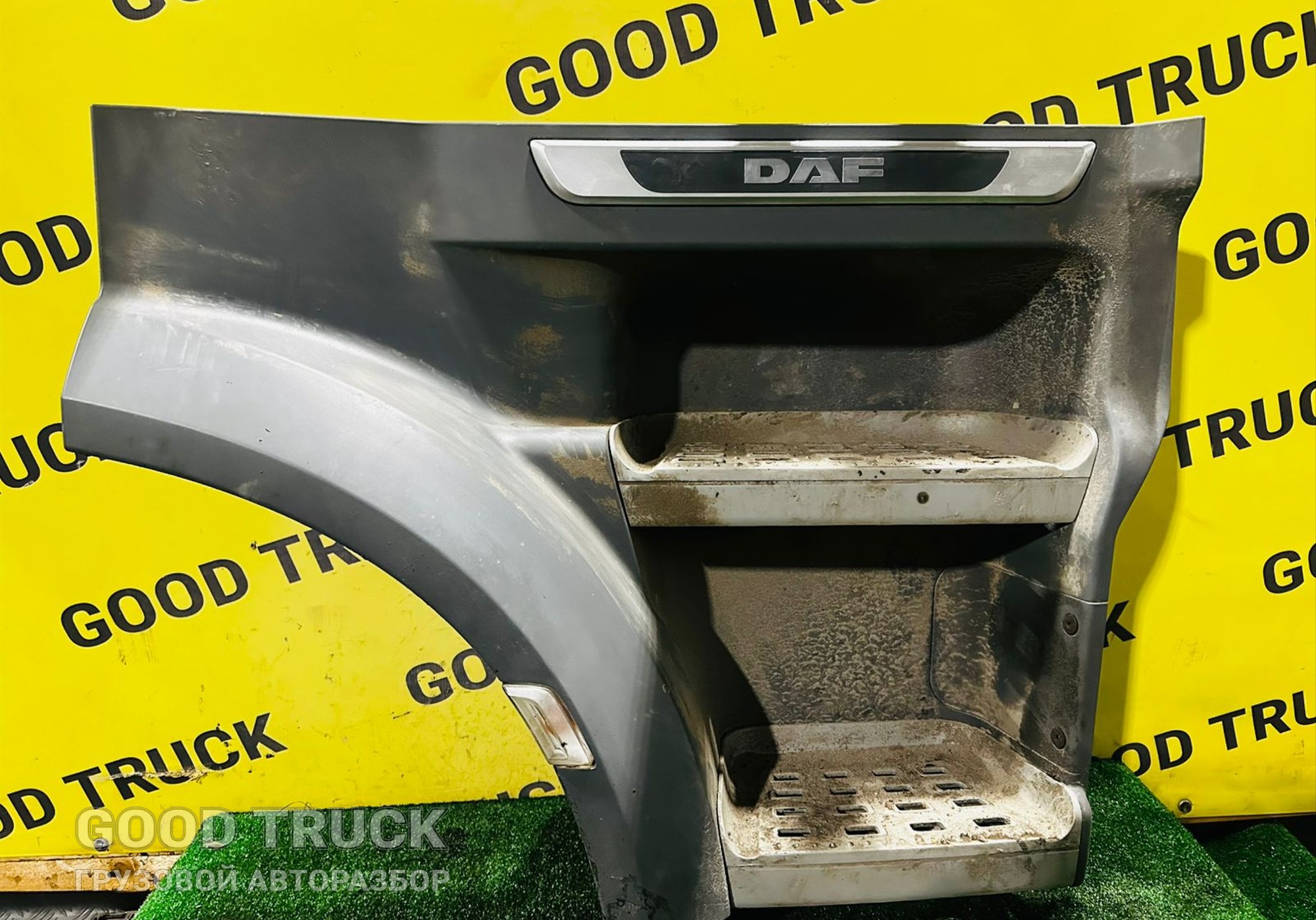 1835024 Корпус подножек правый для Daf XF106 (с 2012)