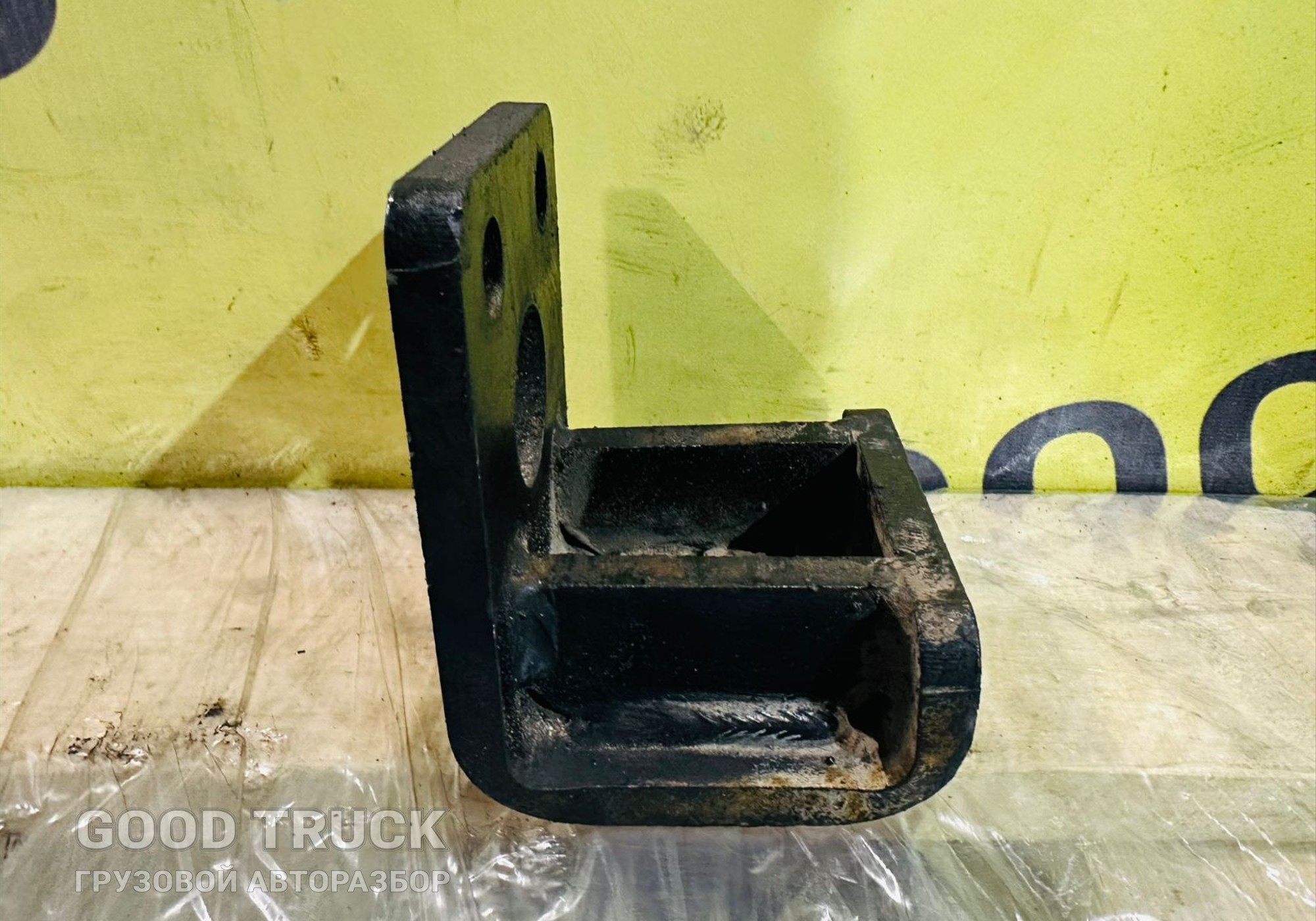 H4292191302A0 Кронштейн рессоры передний для Валдай