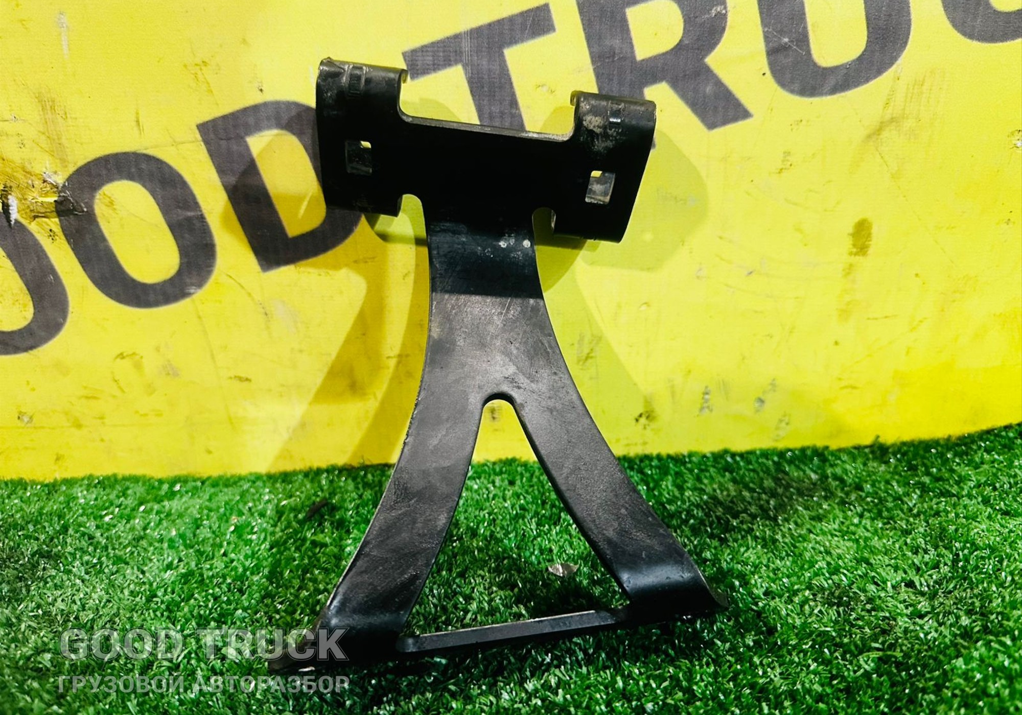 2112193 Кронштейн двигателя для Daf XF106 (с 2012)