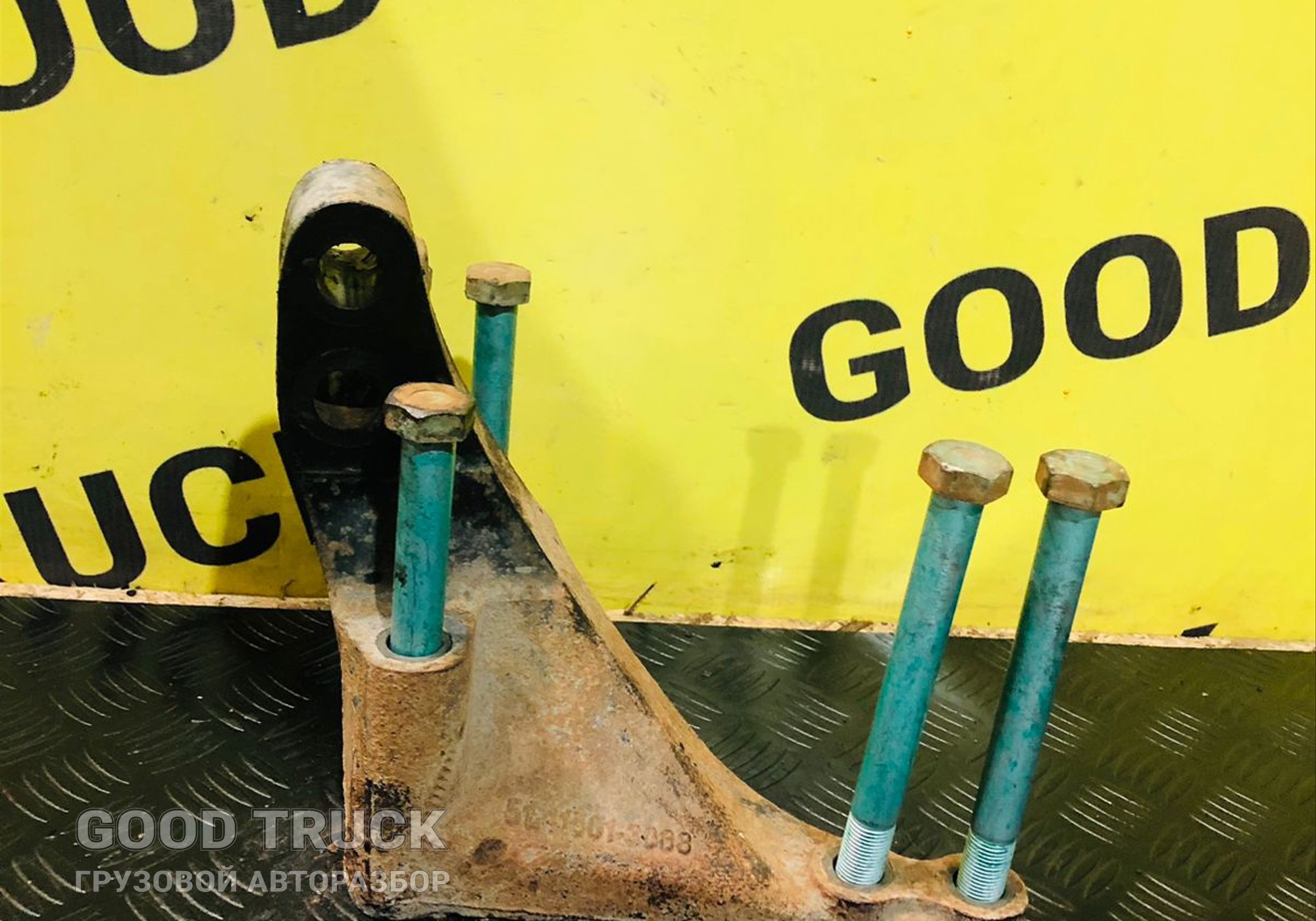 51415013088 Кронштейн двигателя задний левый для Man TGS I (с 2007)