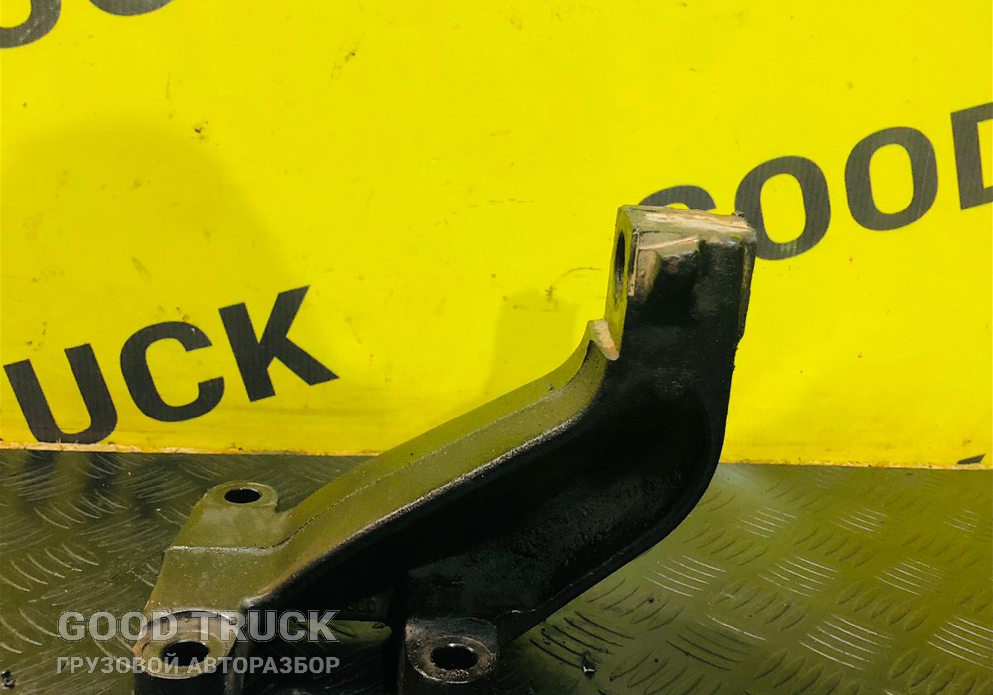 51415013054 Кронштейн двигателя передний правый MAN D2066 для Man TGX II (с 2012)