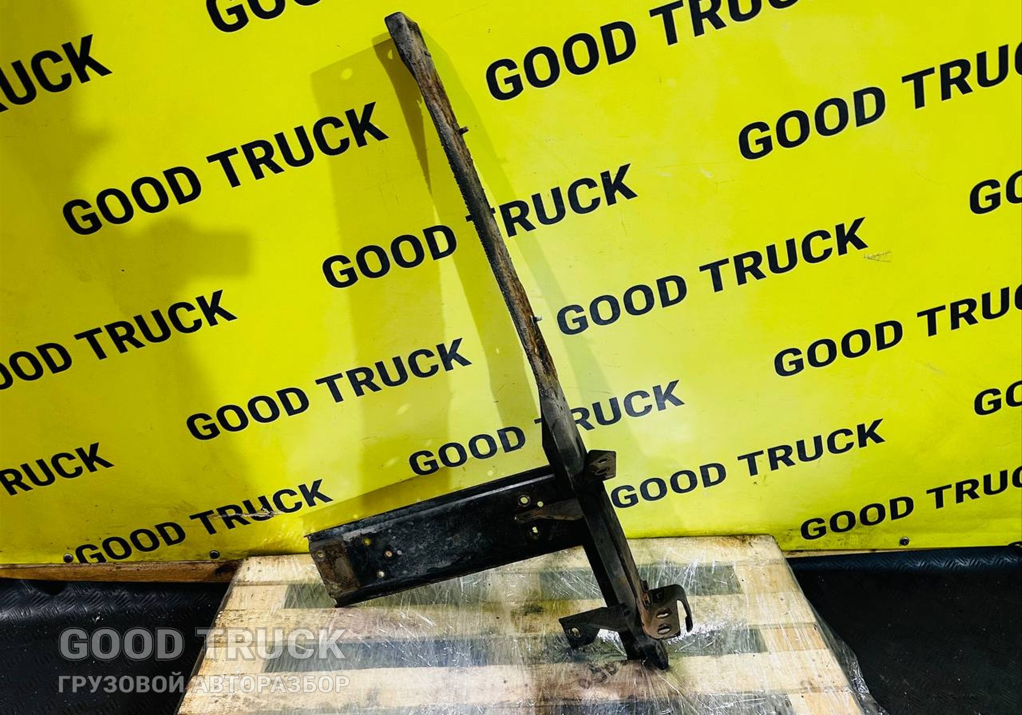 1682123 Кронштейн глушителя основного для Daf XF105 (с 2005)