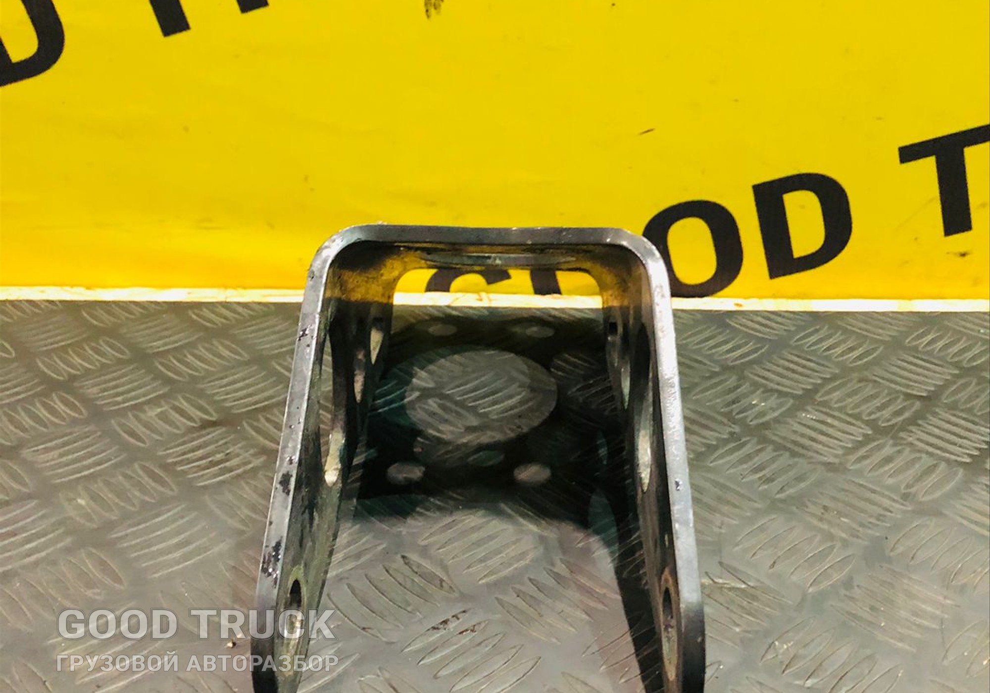 81437400195 Кронштейн амортизатора переднего MAN TGS для Man TGS I (с 2007)