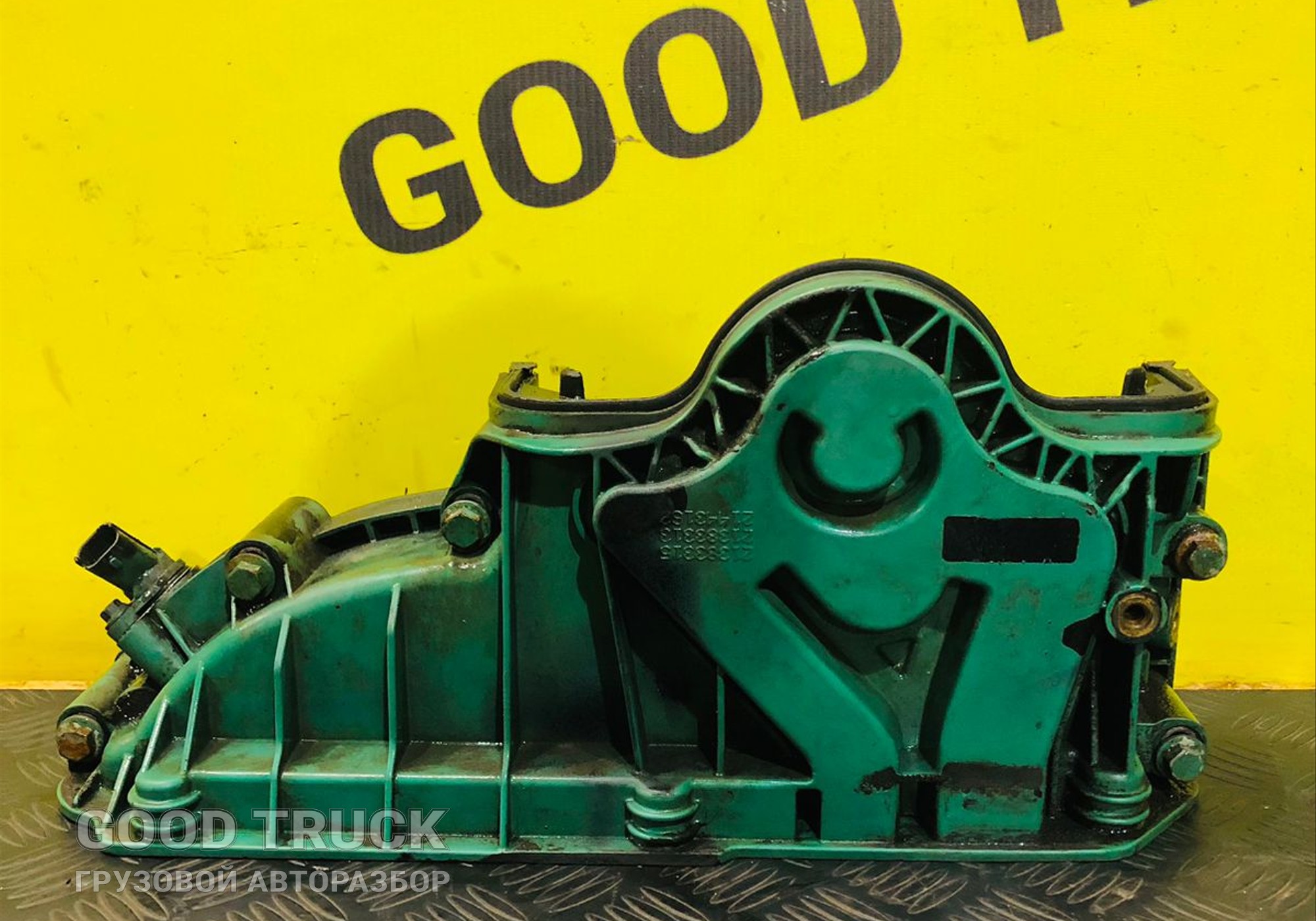 21383315 Крышка плиты двигателя Volvo FH для Volvo FH 3 (с 2008 по 2012)