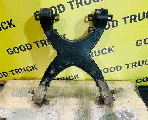 M4220087 Тяга реактивная Х-образная для Man TGX II (с 2012)