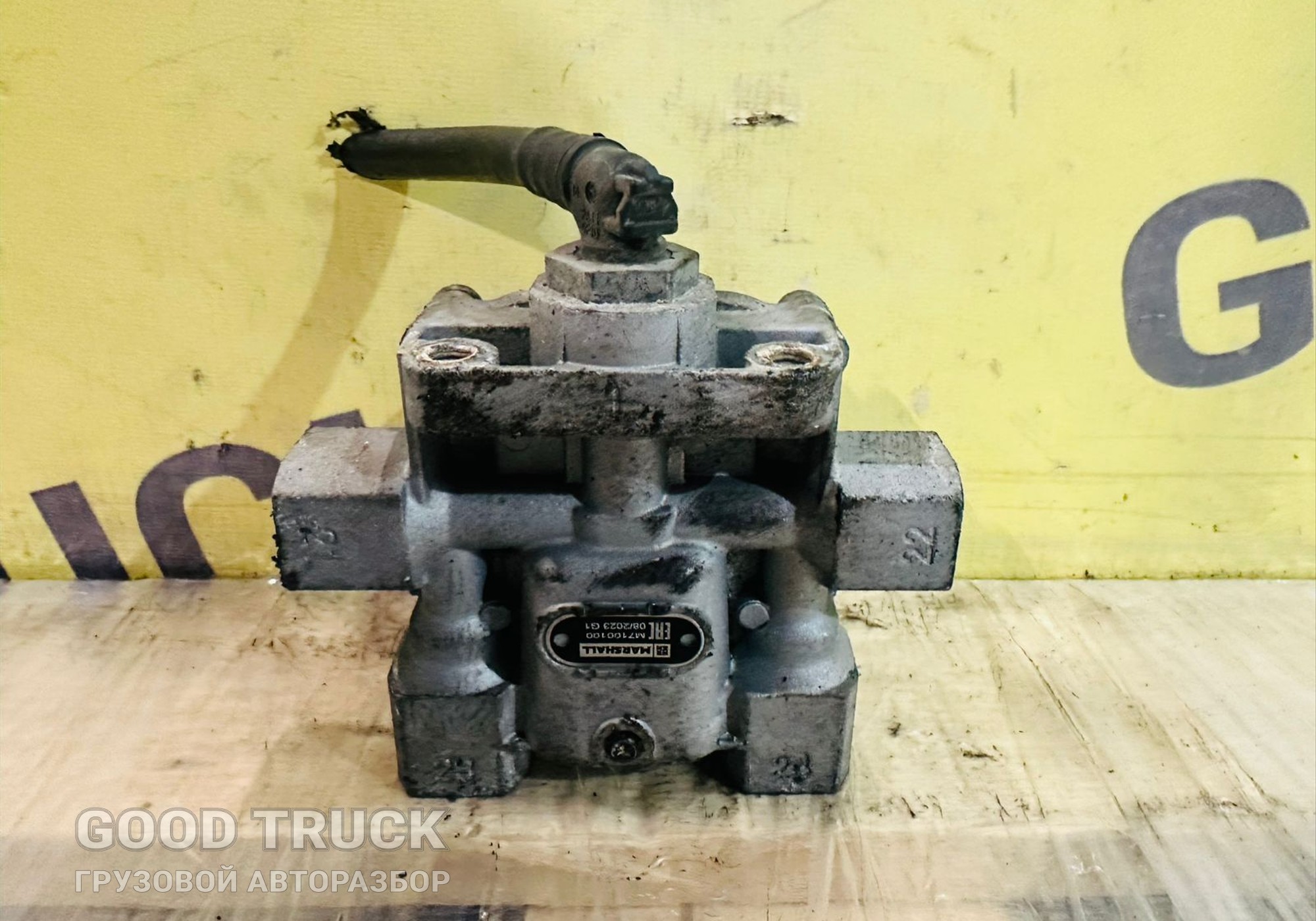 9347144000 Кран защитный 4-х контурный для Man TGS TG3 (с 2020)