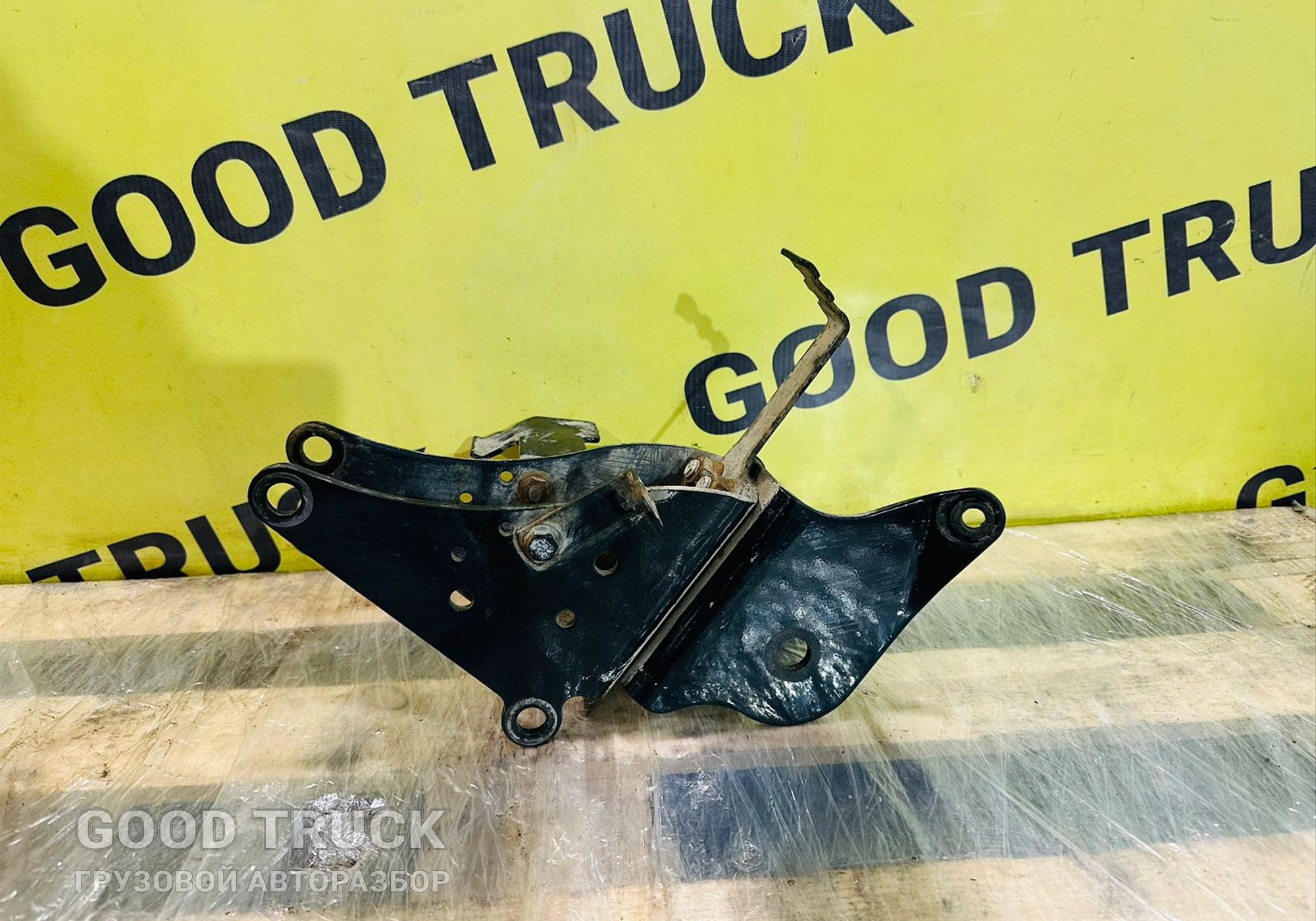 85417205025 Кронштейн торсиона кабины для Man TGX I (с 2007)
