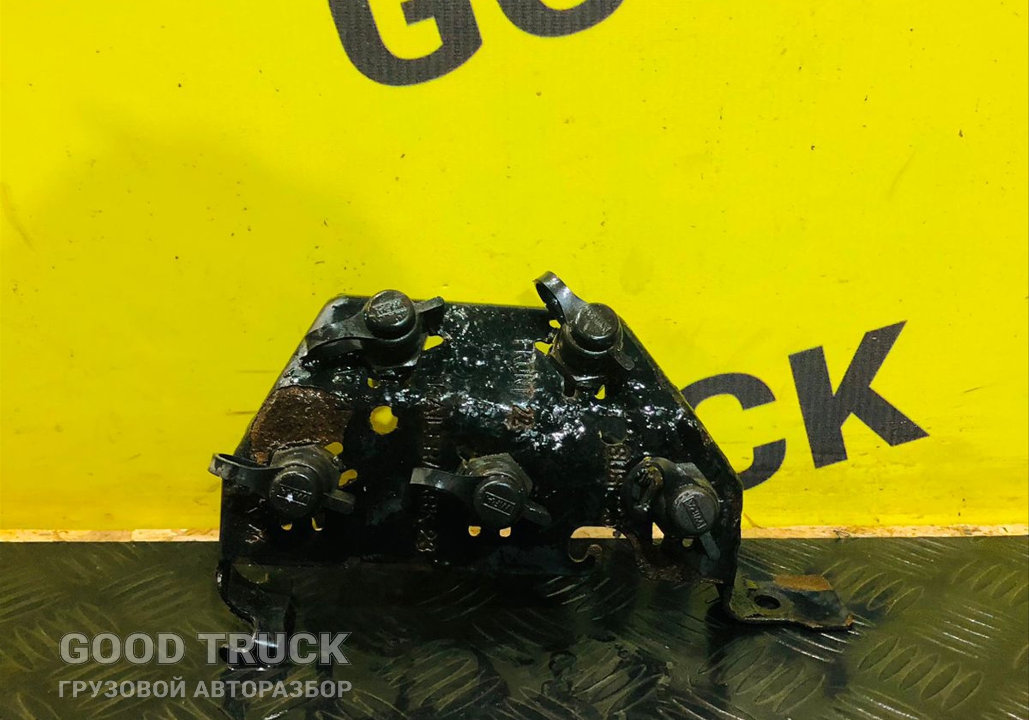 1722911 Кронштейн трубок Scania для Scania 5-series R (с 2004 по 2016)