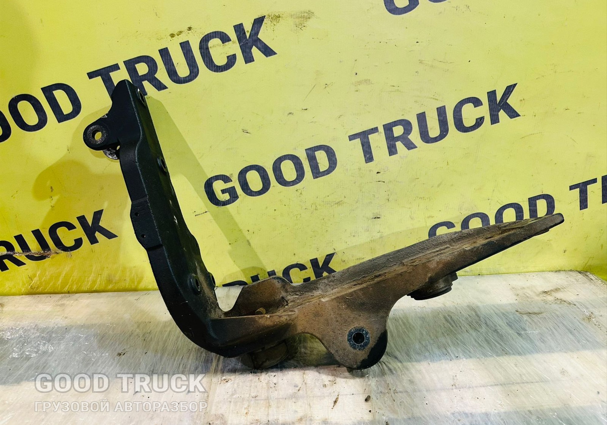 9408914720 Кронштейн торсиона кабины правый для КАМАЗ 5490 (с 2013)