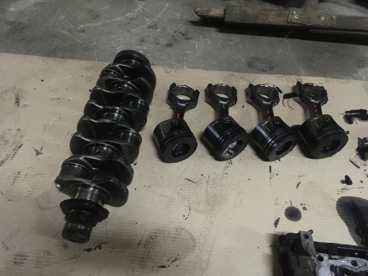 Коленвал Ford Transit VII